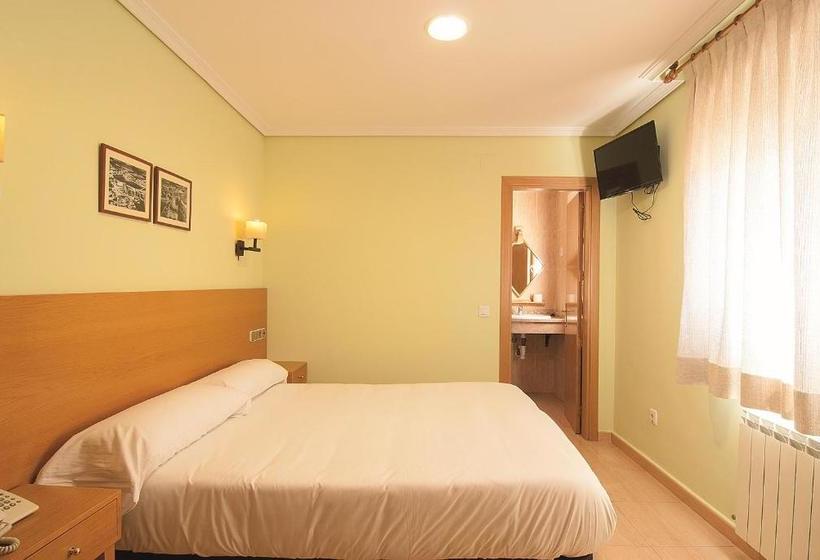פנסיון Hostal Los Batallones