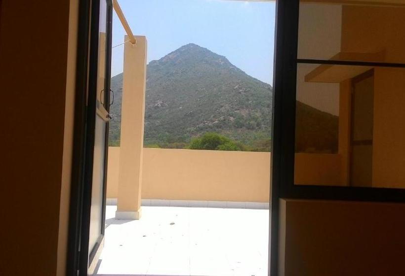 بنسيون Siva Giri Homes