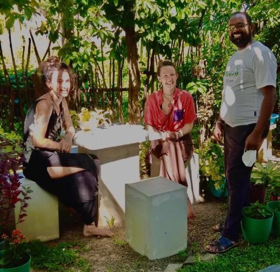 بنسيون Thusitha S Nest