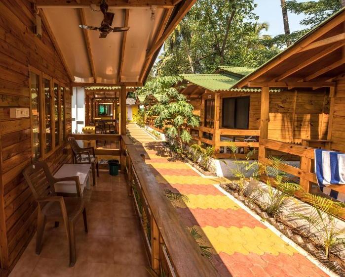 منتجع Anand Yoga Village