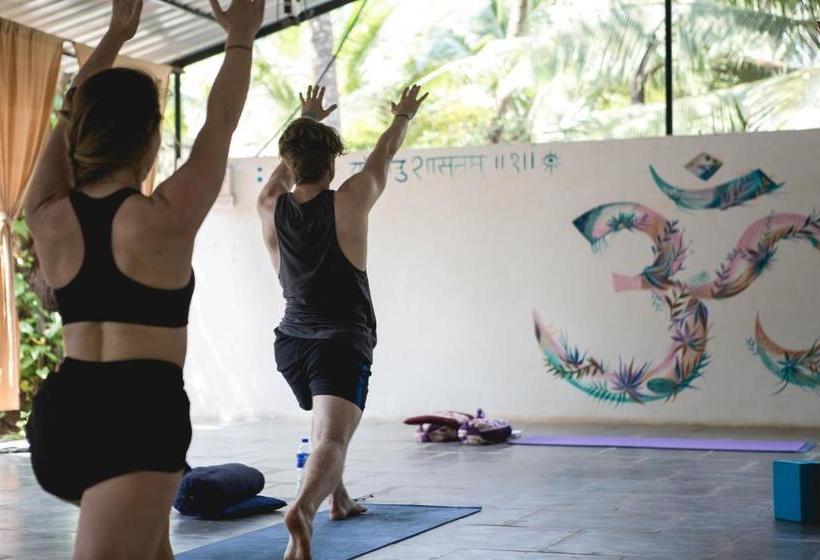 منتجع Anand Yoga Village