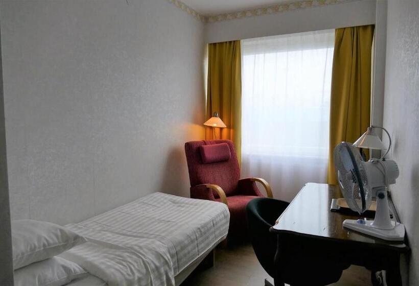 هاستل Linnanpiha Bed & Breakfast