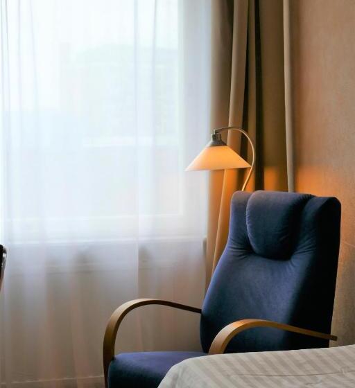 Общежитие Linnanpiha Bed & Breakfast