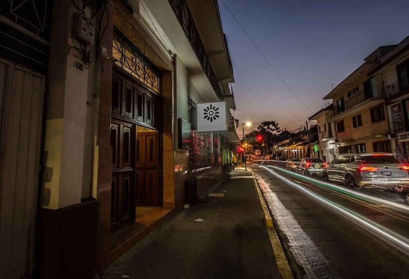 فندق Casa De Juan Hostal