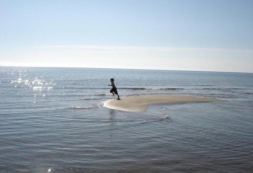 Отель Hölick Havsresort