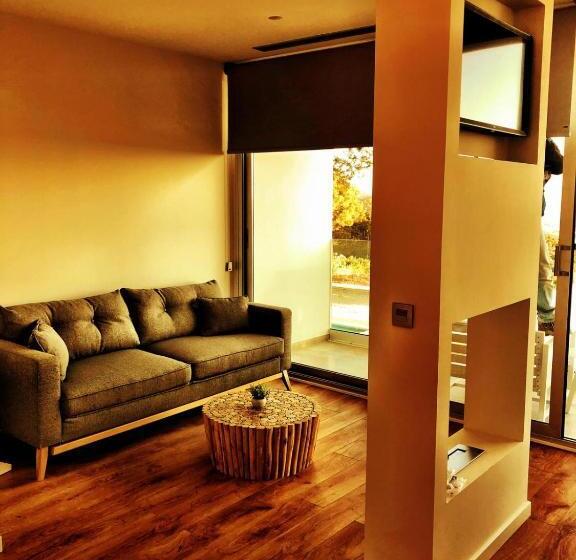 בית מלון כפרי Nature Suites Puig Campana