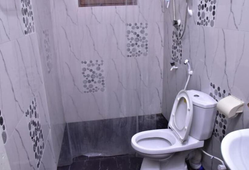 Отель Peninsula