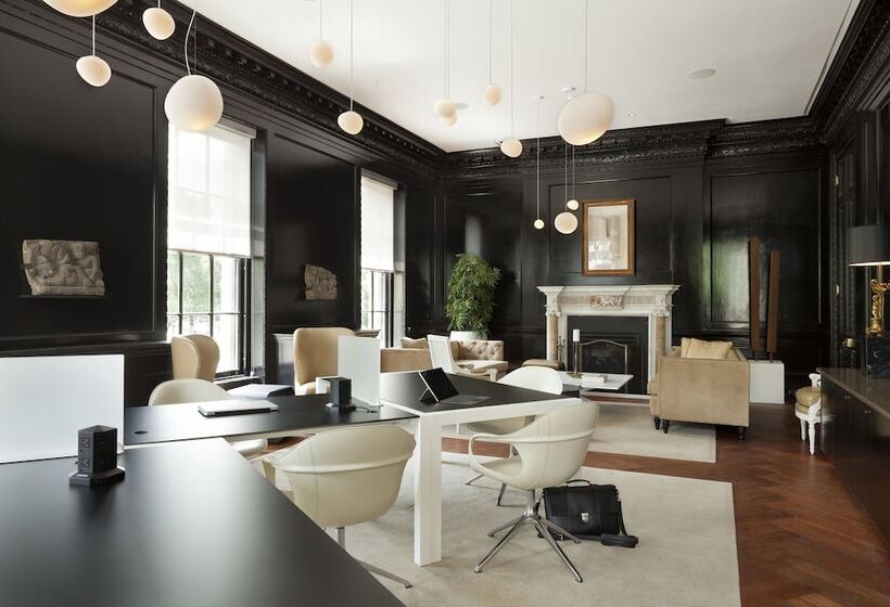 هتل Placemakr Dupont Circle