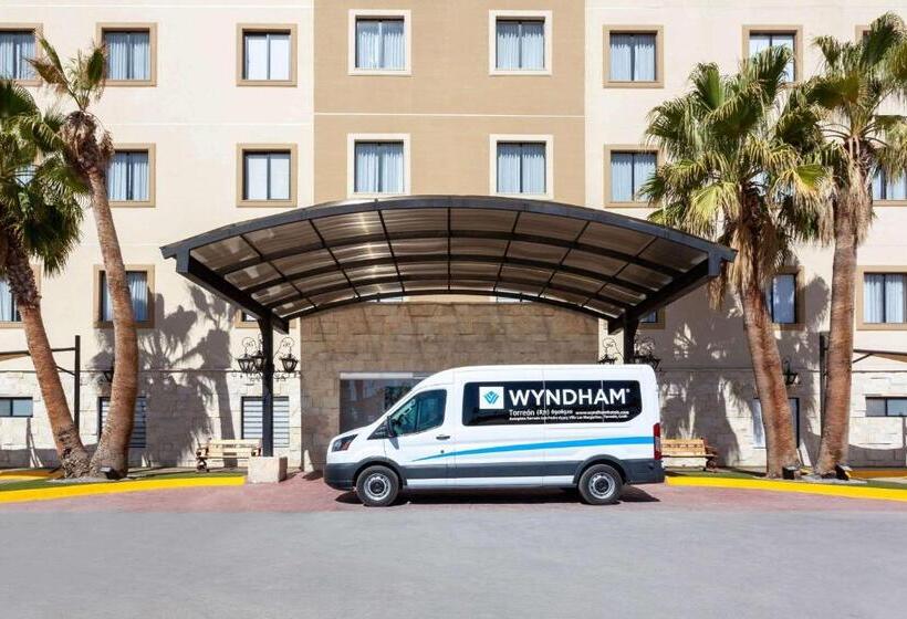 ホテル Wyndham Torreon