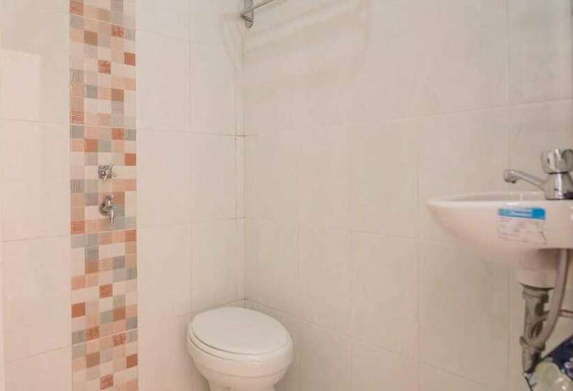 펜션 Reddoorz Syariah Near Tugu Juang Jambi