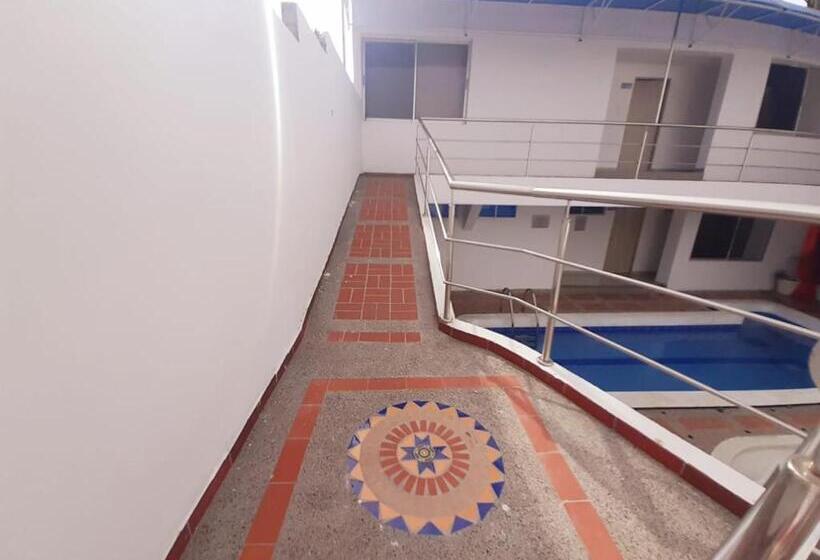 پانسیون Villa Mary Hostal