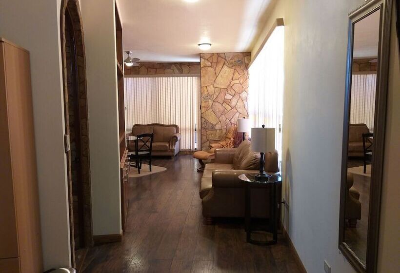 Short Stay Tecate Hotel Boutique