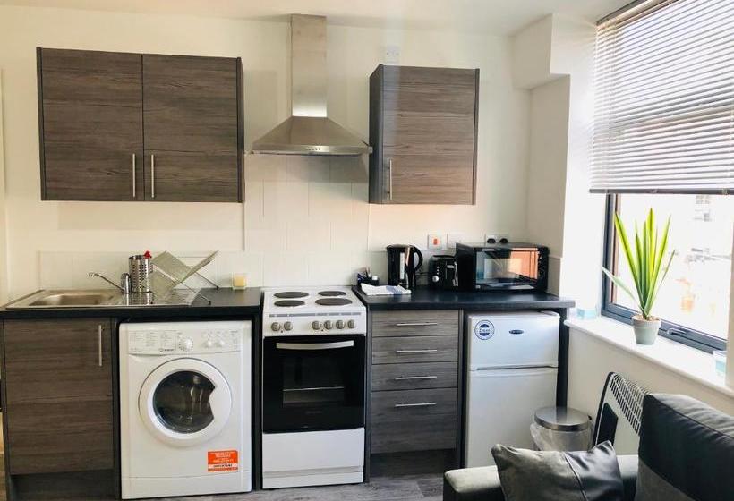 Showcase Apartments  Highcross House Apart