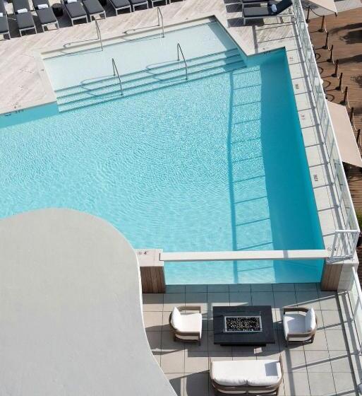 Wave Resort