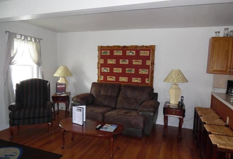 فندق صغير Seaside Apartment #22