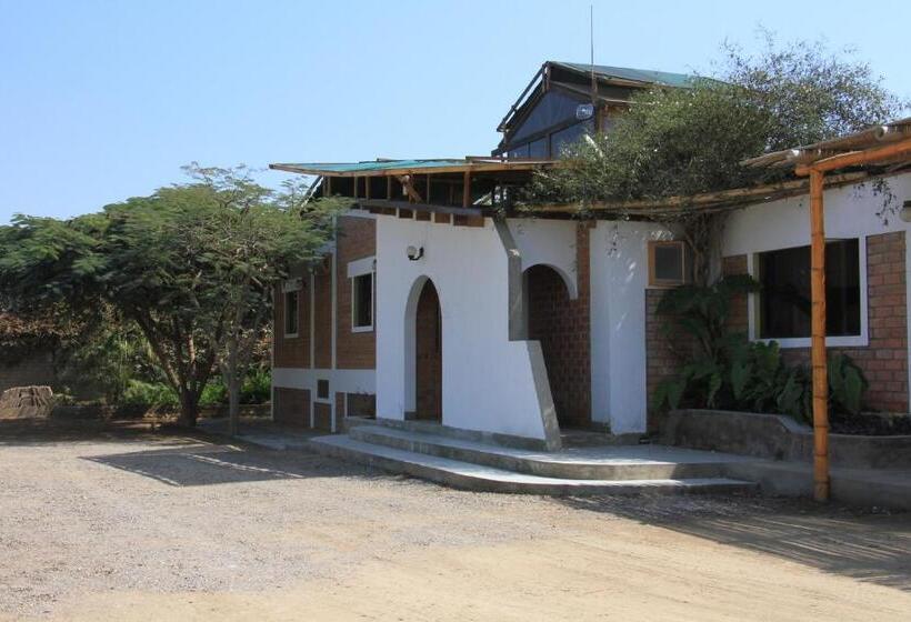 تختخواب و صبحانه Huaranjapo