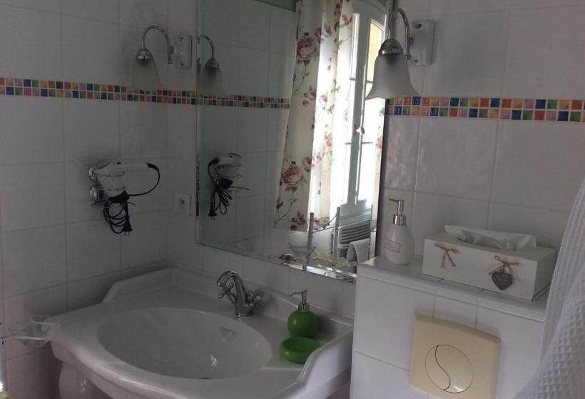 민박 La Villa Rosalie