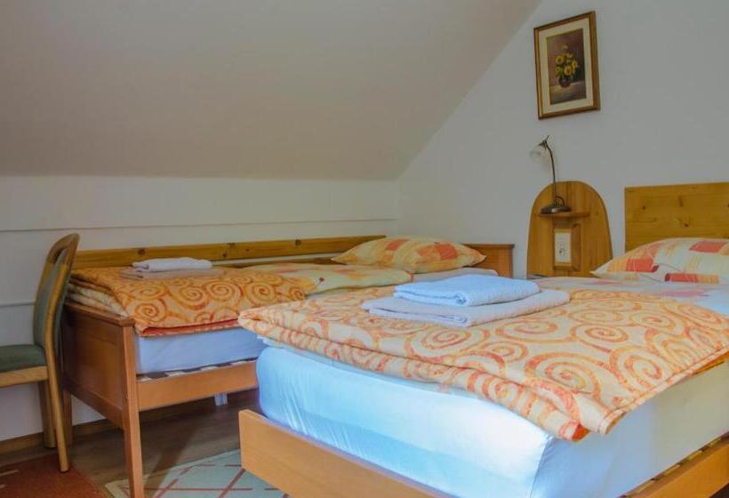 تختخواب و صبحانه Miškar Rooms