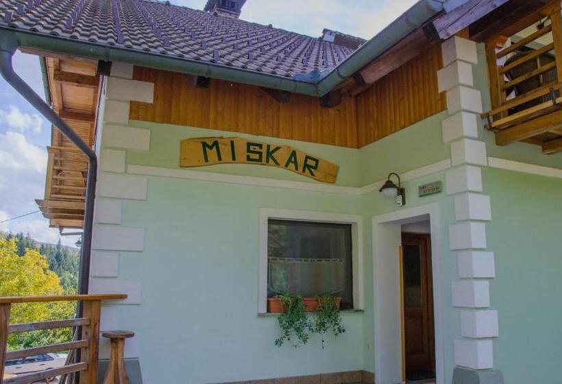 تختخواب و صبحانه Miškar Rooms