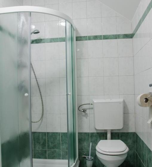 تختخواب و صبحانه Miškar Rooms