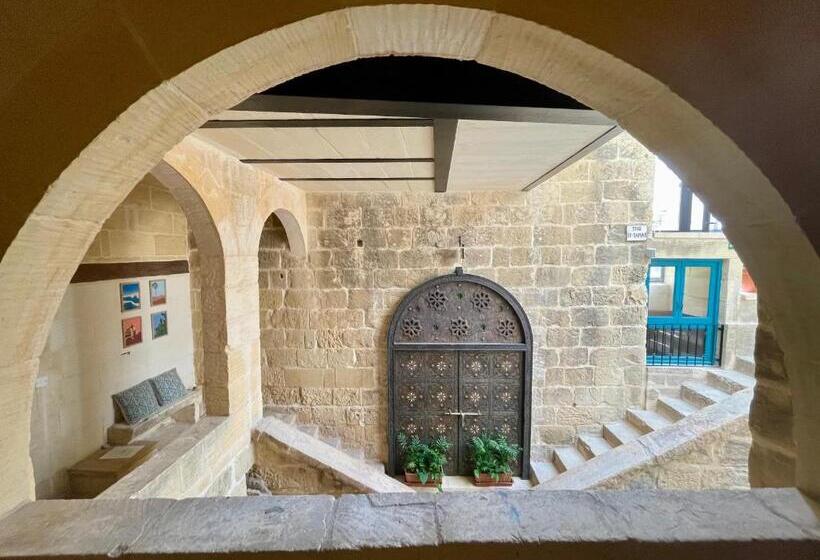 تختخواب و صبحانه Ta Pinu Guesthouse