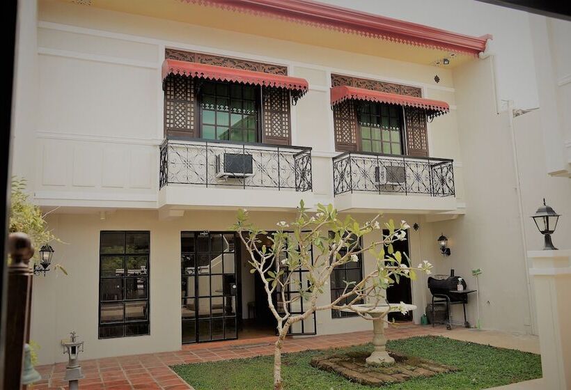 Casa Marina Bed And Breakfast