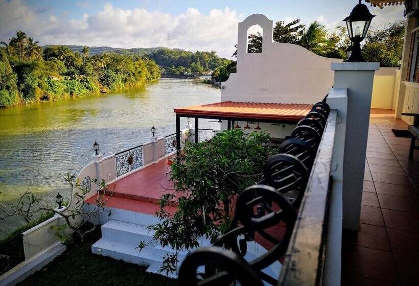 Casa Marina Bed And Breakfast