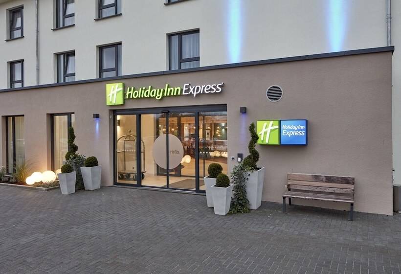 酒店 Holiday Inn Express   Merzig, An Ihg