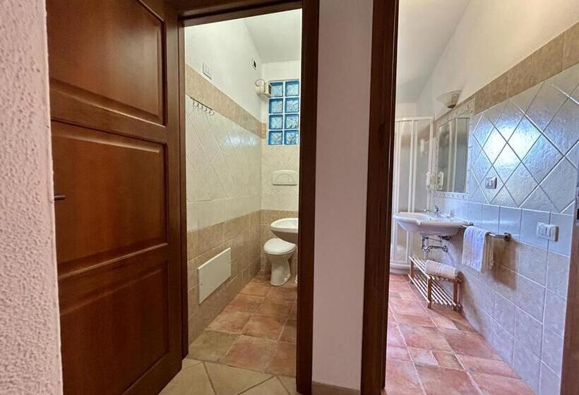 בית מלון כפרי I Menhirs