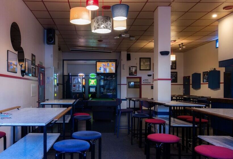 בית מלון כפרי Masonic