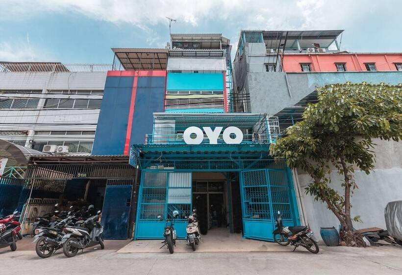 호텔 Oyo 478 Balcon Biru