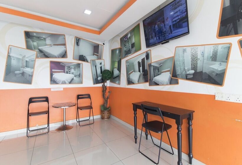 酒店 Oyo 950 Orange