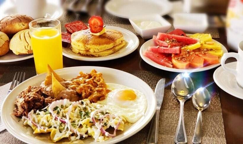 Отель Plaza Catedral