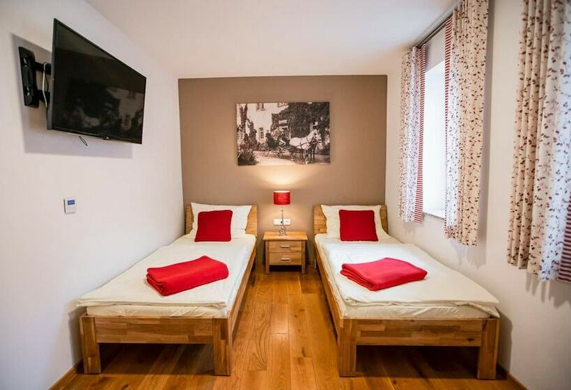 酒店 Schloss Buchenau