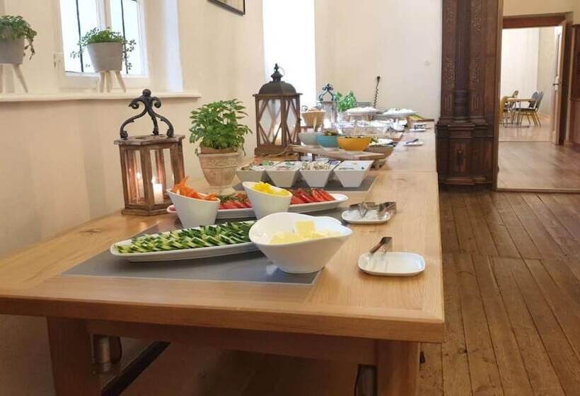 酒店 Schloss Buchenau