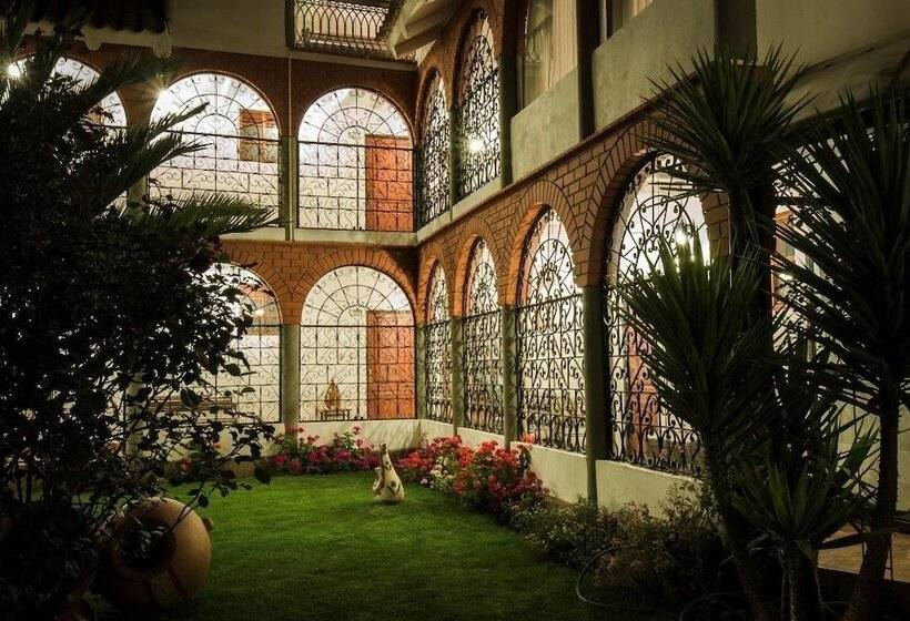 Отель Wilkamayu