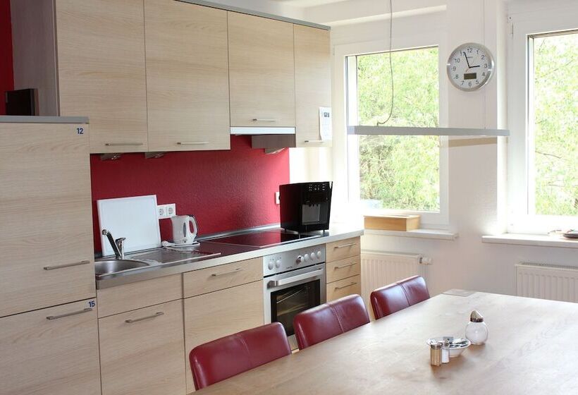 膳宿费 Boardinghouse My Maison