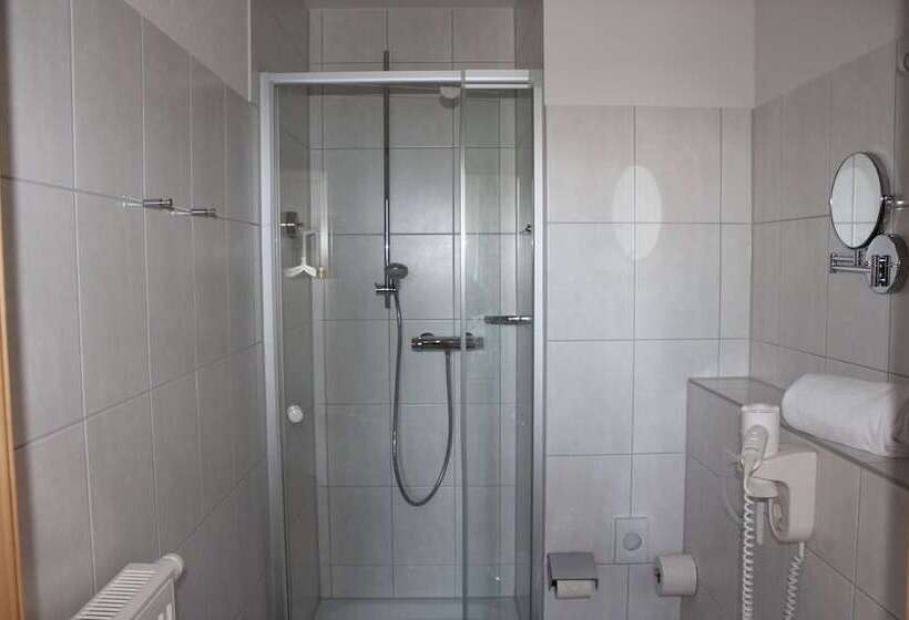 膳宿费 Boardinghouse My Maison