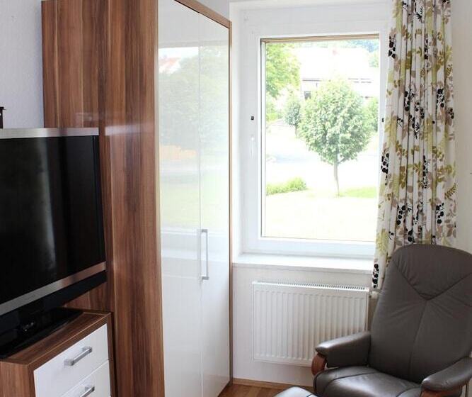 膳宿费 Boardinghouse My Maison