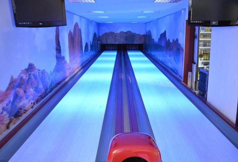 بنسيون Davi Penzion & Bowling