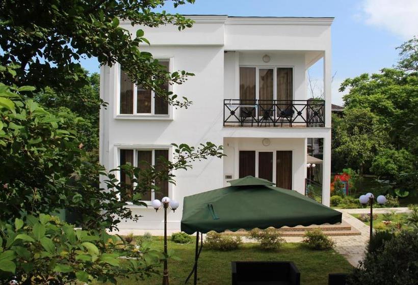 پانسیون Guest House Giorgi
