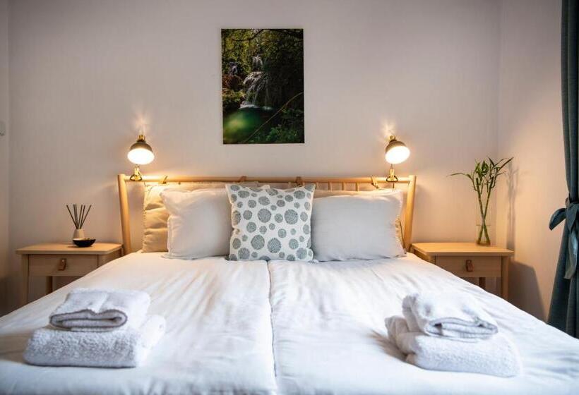 Пансион Guest House Rossy