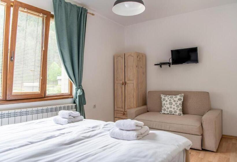 Пансион Guest House Rossy