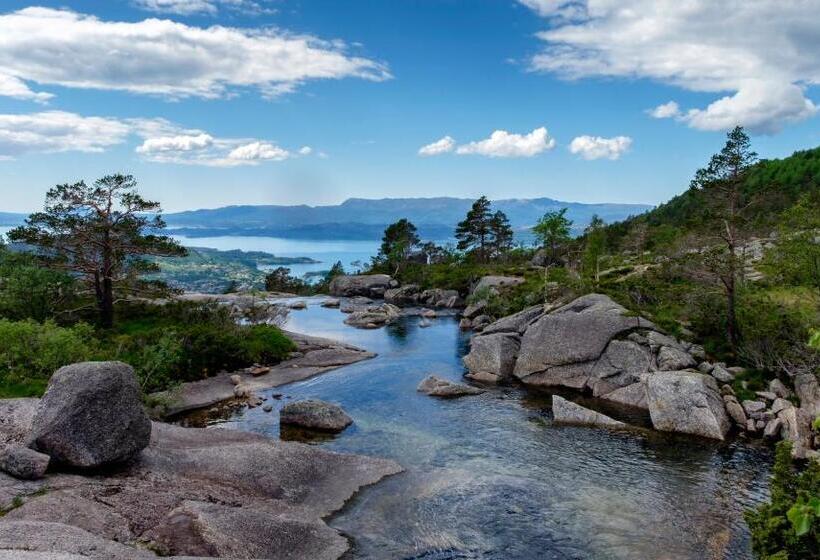 펜션 Husnes Sentrum Hotell