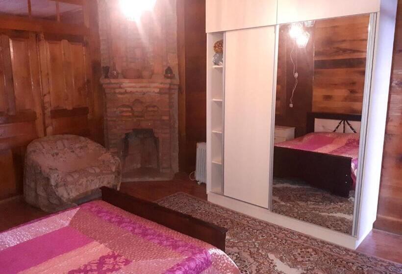 پانسیون Mtirala House