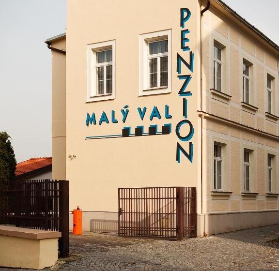 ペンション Penzion Malý Val