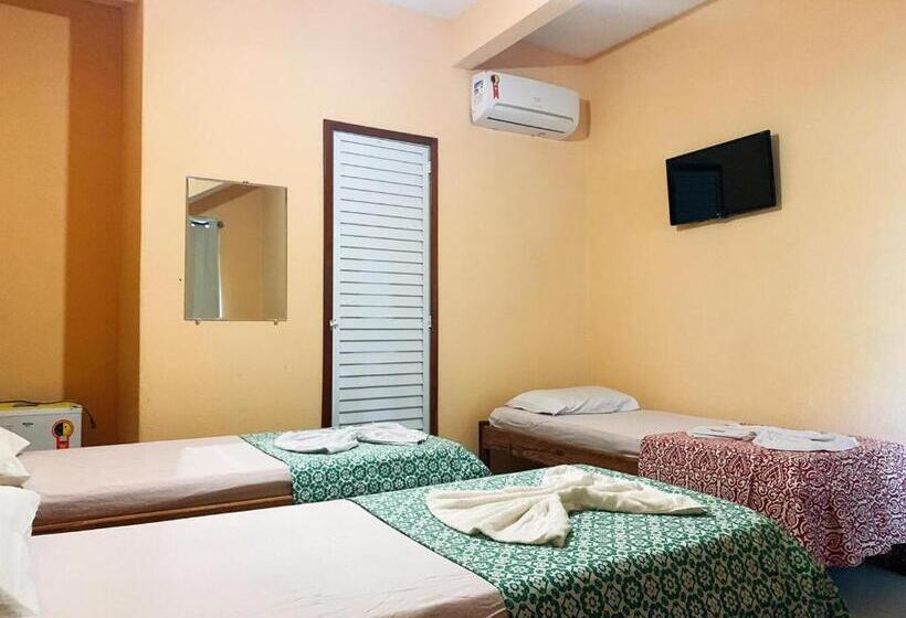 Пансион Pousada Castelo Do Mar