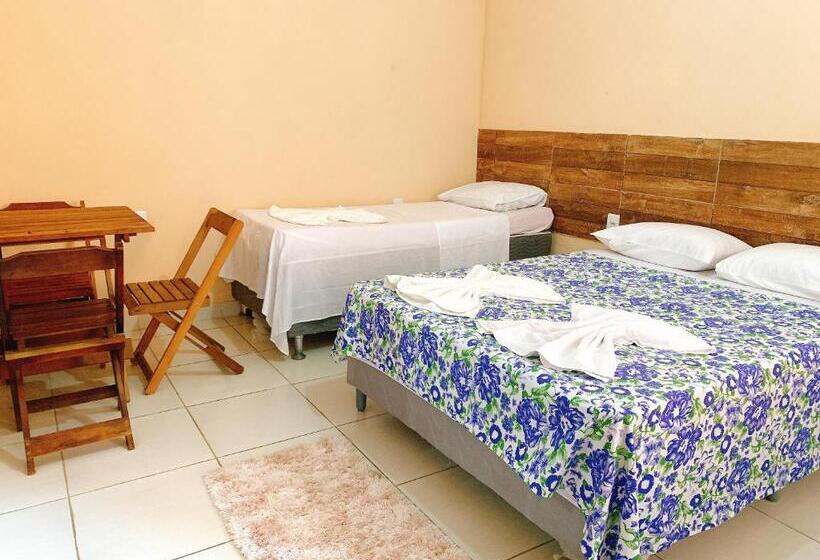 Пансион Pousada Castelo Do Mar