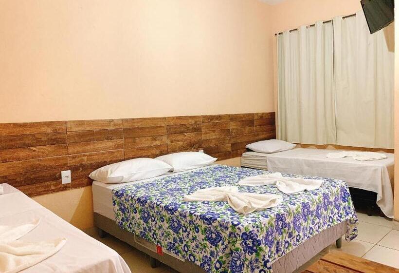 Пансион Pousada Castelo Do Mar