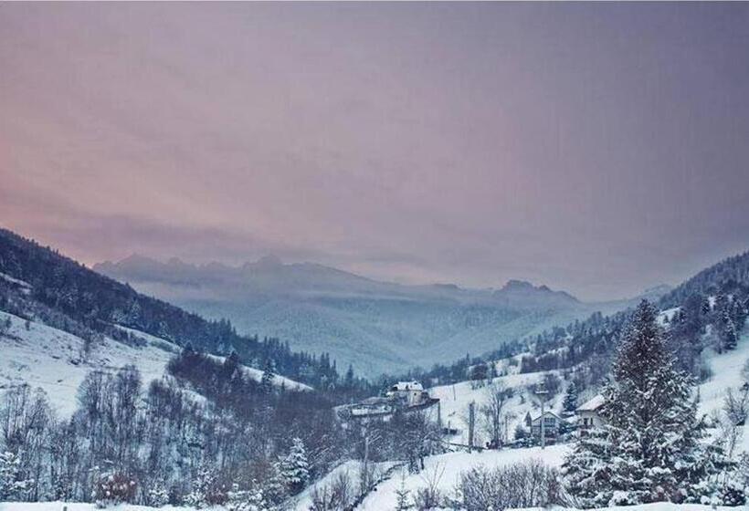 Pensiunea Aurora Izvorul Muntelui